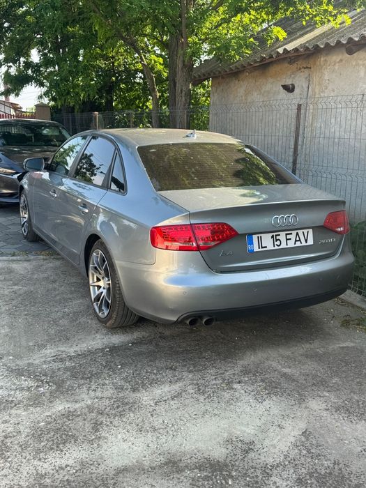 Vând Aud A4 B8 2010