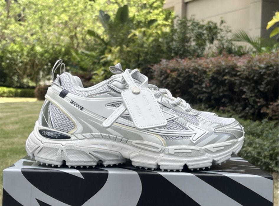 OFF-WHITE Be Right Back