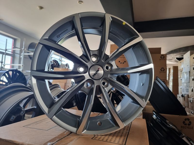 17цола 5x114.3 Toyota,Kia,Nissan,Mazda,Hyundai,Renault,Honda 5х114.3