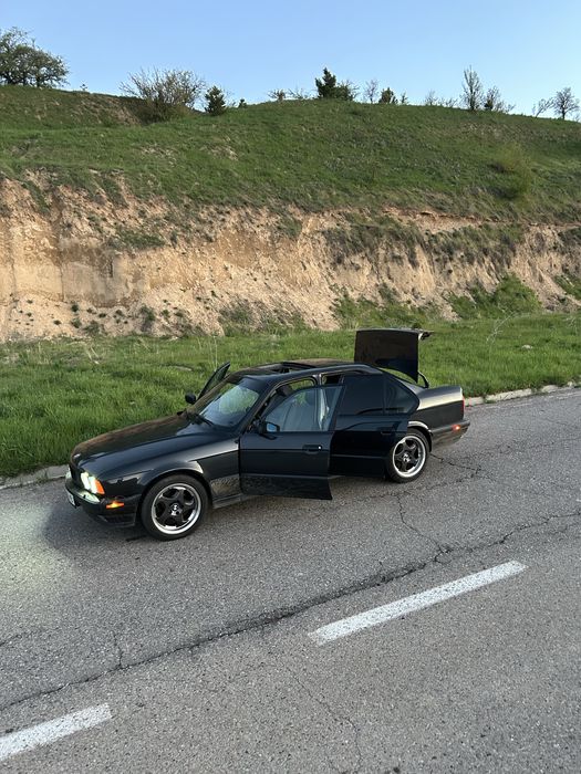 Bmw e34 535i продается