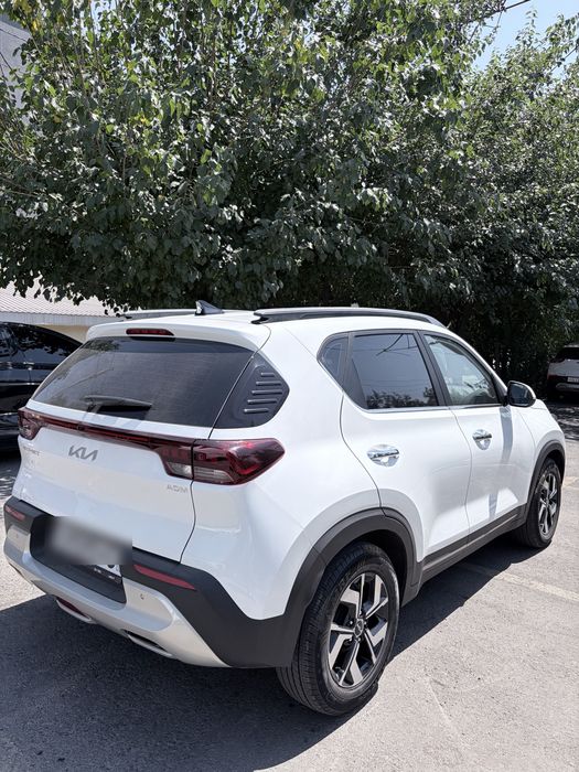 Kia Sonet full positsiya