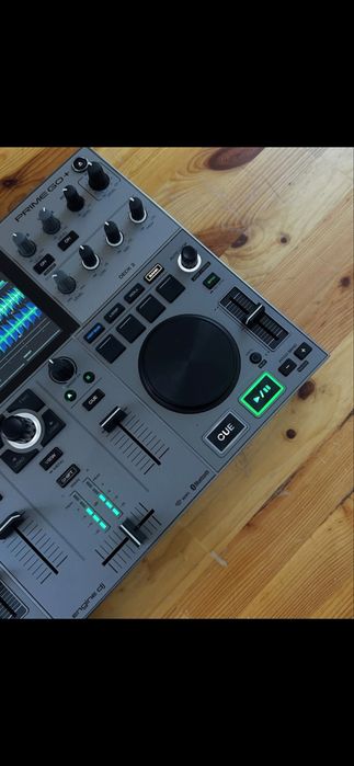 Denon prime go+ dj controller