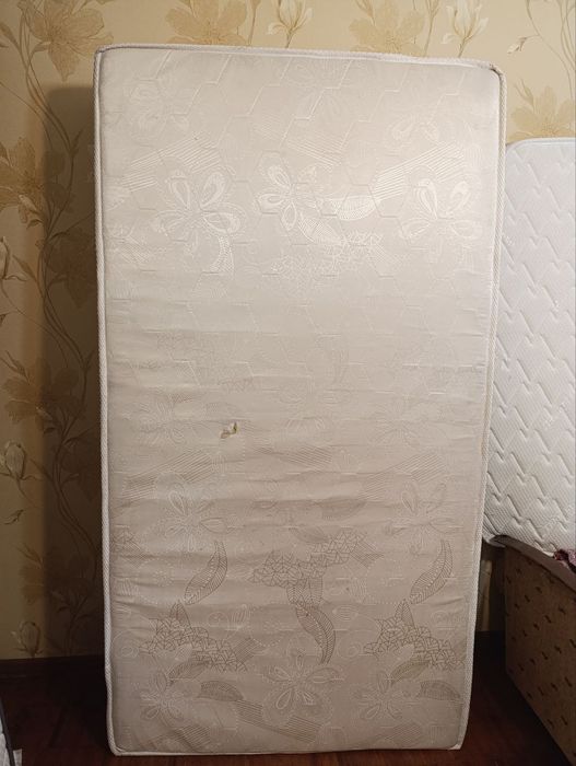 Продается матрас 1/1.90
