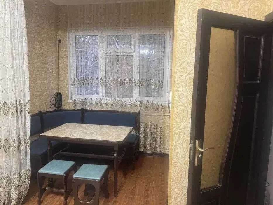 Продается Квартира Чиланзар 7-квартал, 3/4/4 Мебель Техникалари билан.