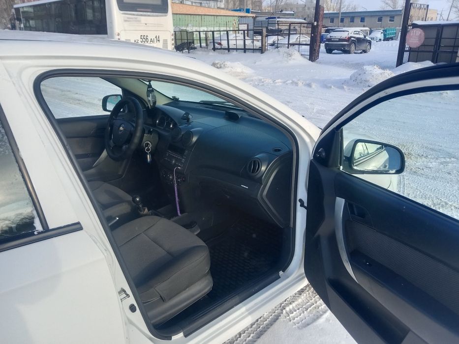 Шевроле Авео 2011 года