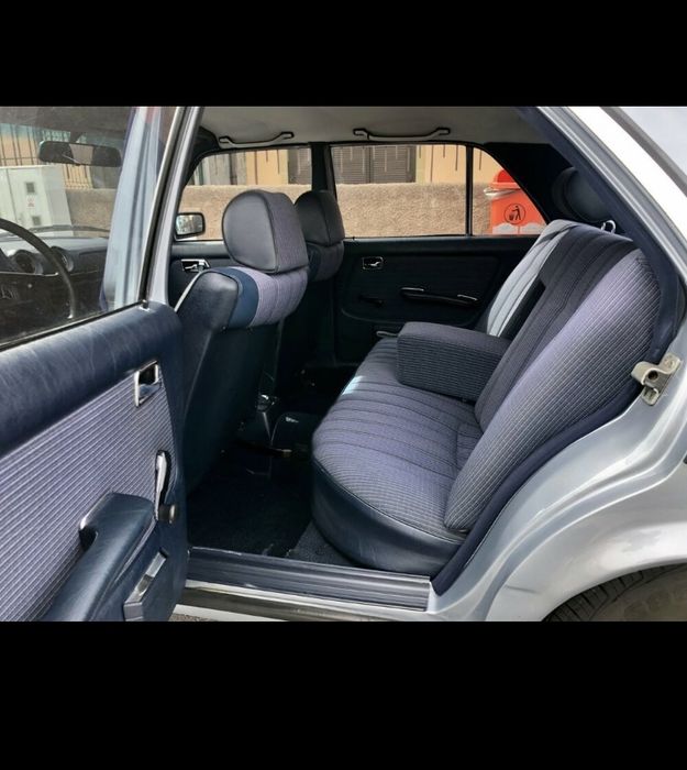 MERCEDES-BENZ E-Class 1984 — imagine 4