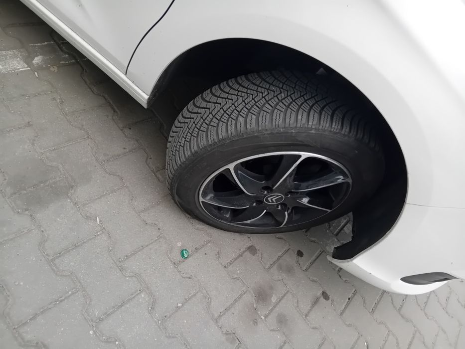 Citroen C4 2016.
