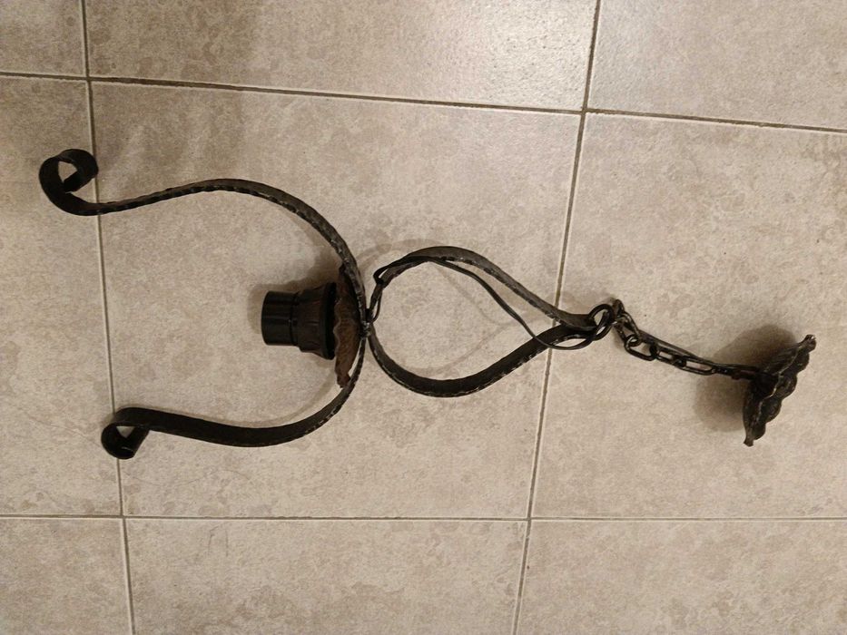 Стари полюлеи от ковано желязо 2 бр.