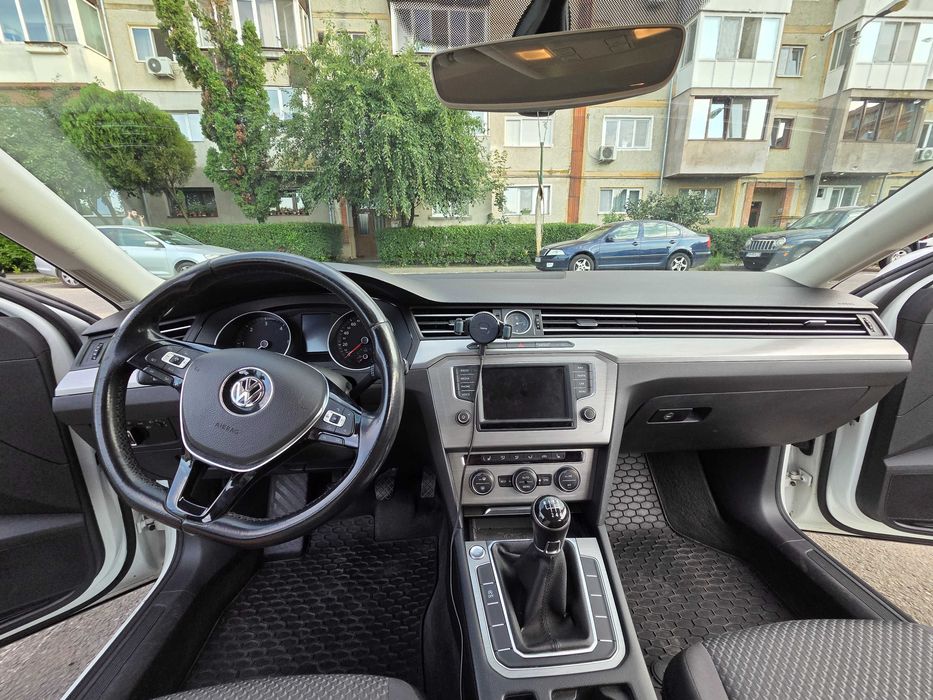 VOLKSWAGEN Passat 2015 — imagine 3