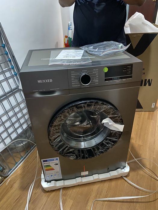 Продам стиральную машинку