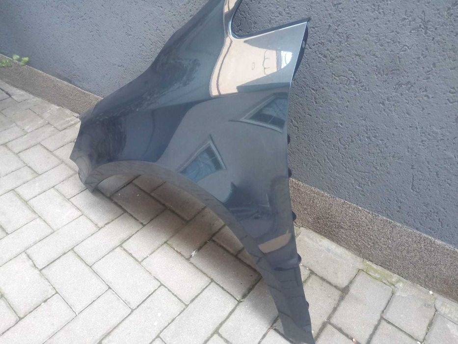 Aripa Fata Stanga VW Golf 5/V Plus 2005-2009 Vopsita Albastru