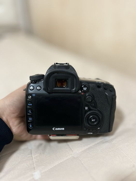 Canon 5d mark 4 sigma 35mm 1.4