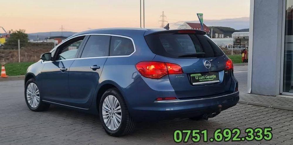 Opel Astra — fotografia 2