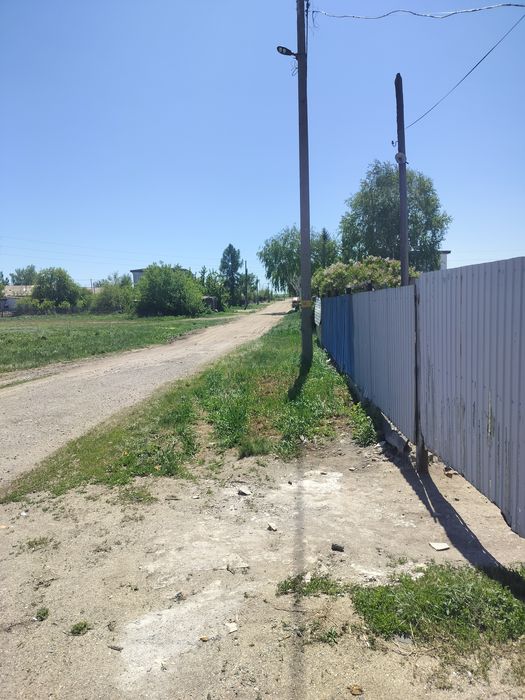 Продам  2х этажный коттедж