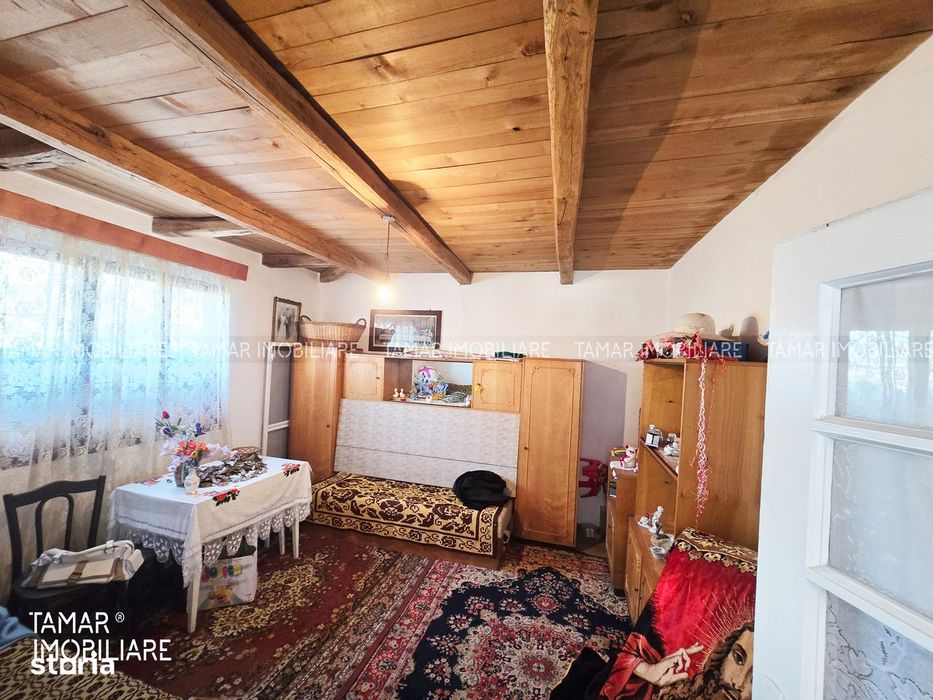 Casă Deosebită cu 5 Camere - Teren 900 mp