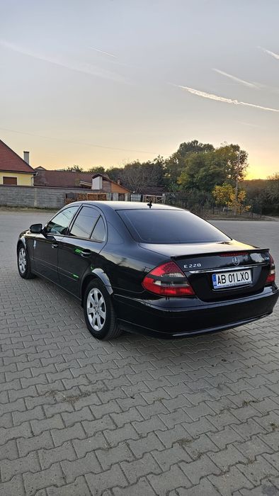 MERCEDES-BENZ E-Class 2007 — imagine 5