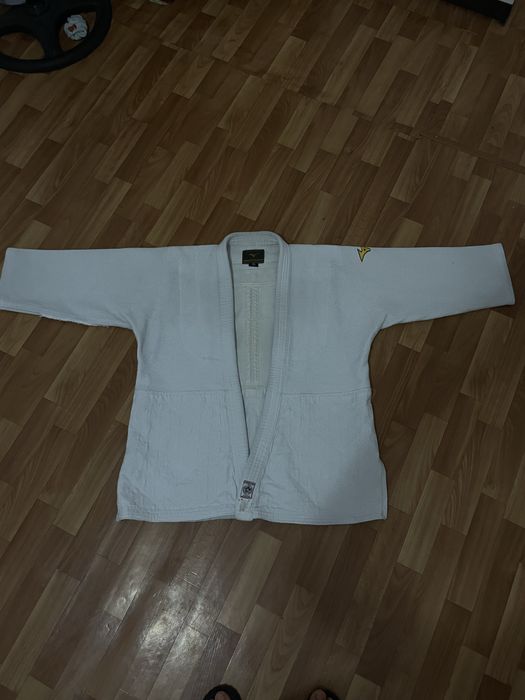 кимоно для дзюдо сакура и мизуно