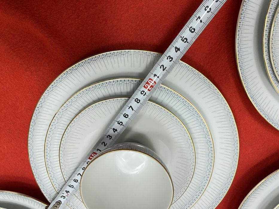 Немски порцеланов сервиз bavaria за кафе и за хранене