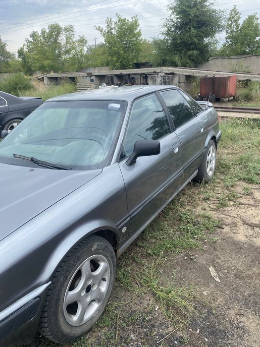 Продам Audi80 B4