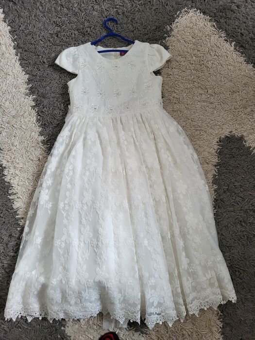 Нарядные нежное платье