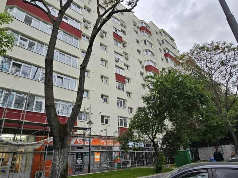 2 camere metrou vedere parc la 5 minute brancoveanu loc parcare cu bariera soseaua oltenitei particular