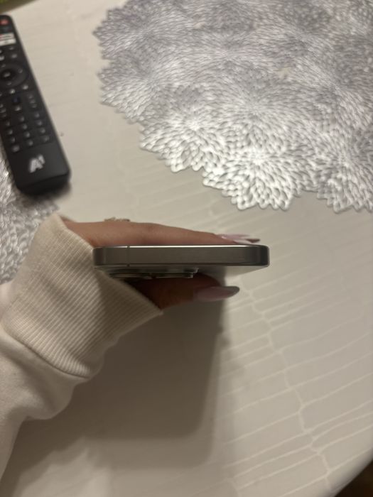 Iphone 15 pro titanium