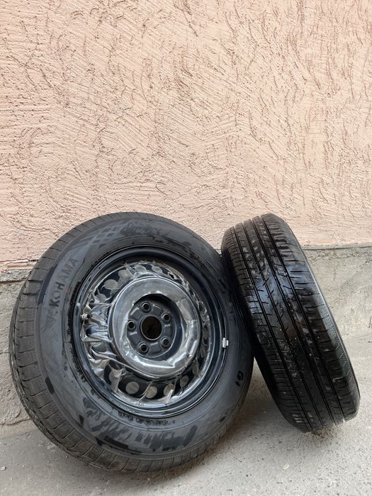 Новые шины + диски еще есть калпак