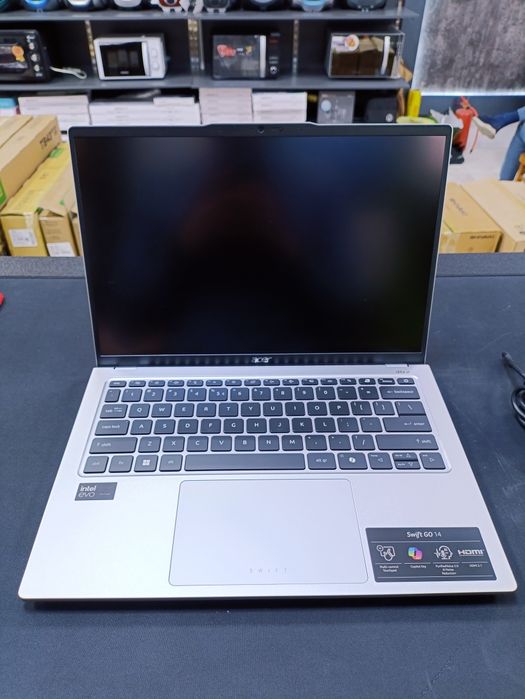 Acer Swift GO 14