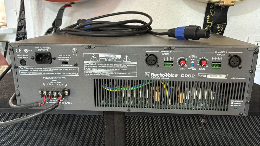 Boxe Dynacord VL212 clone și amplificator Electro-Voice