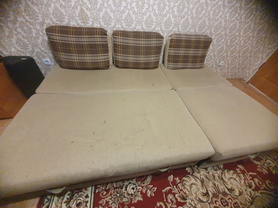 Диван большой раскладной  238*155