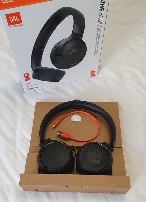 Vand casti audio wireless on-ear JBL Tune 520BT