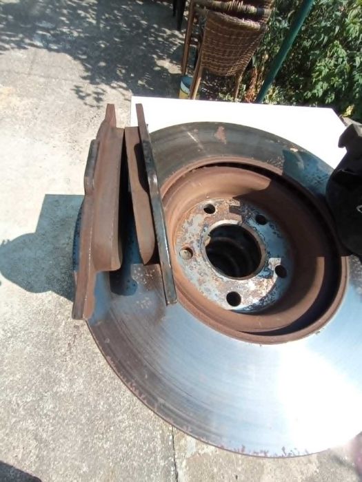 спирачни дискове с накладки VOLVO V70 ,60