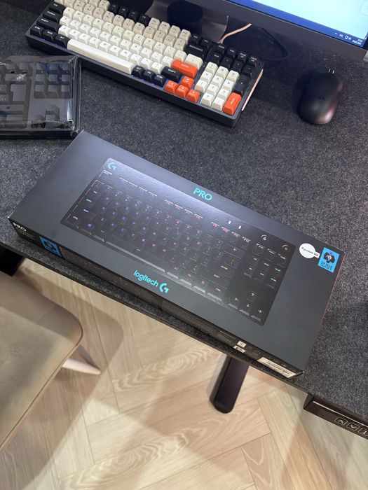 Клавиатура Logitech G Pro