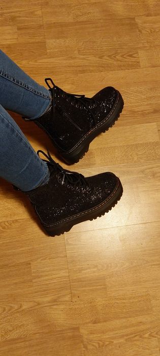 Зимни дамски боти