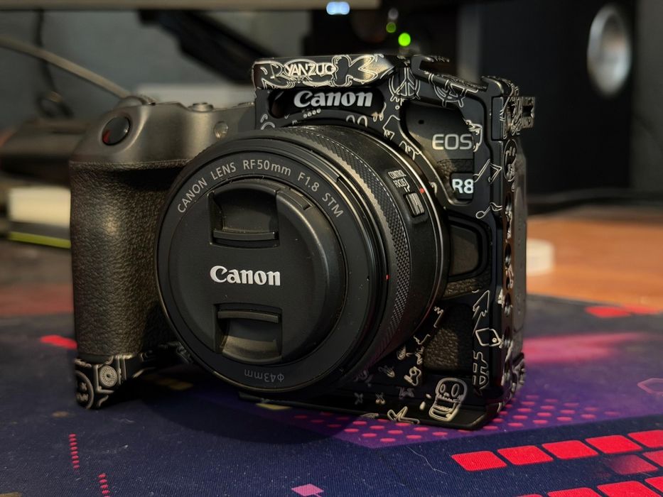 Продаю клетку для canon r8