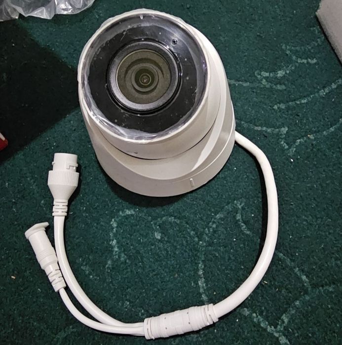 Hikvision Kameralari sotiladi.