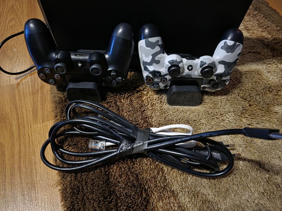 Playstation 4 pro 1 TB