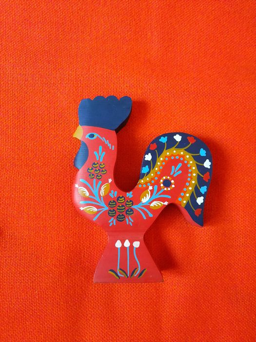 Cocoș din lemn pictat manual