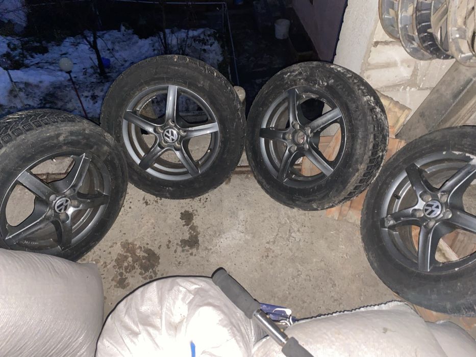 vand jante aliaj golf 4 cu tot cu cauciucuri all season