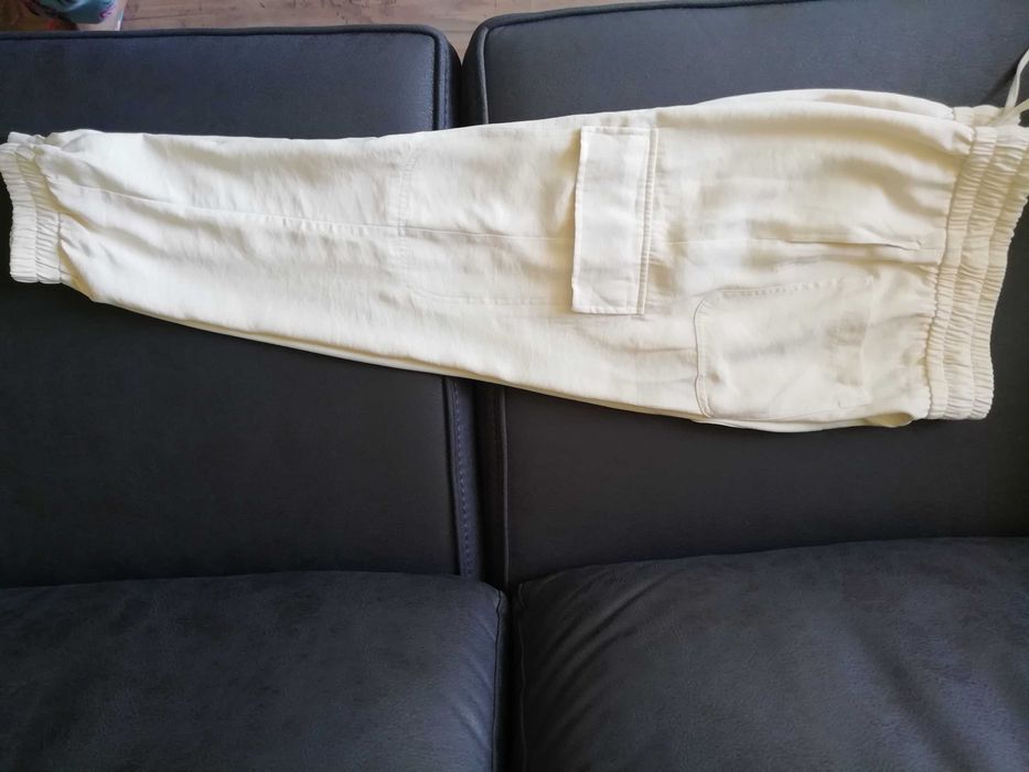 2 панталона Zara, 1 Caliope и дънки с бродерия