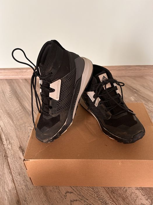 Детски обувки - adidas terrex-  32 номер- 19,5 см