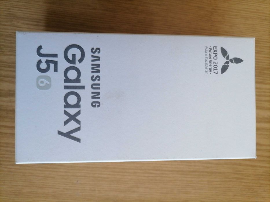 Продам телефон SAMSUNG GALAXY J5
