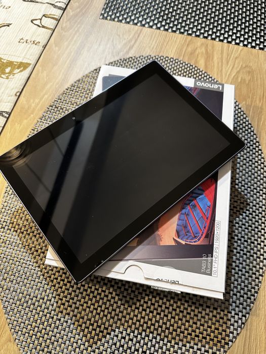 Tableta Lenovo Tab 3 TB3-X70L