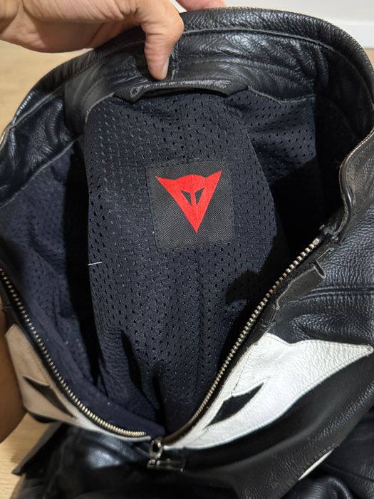 Dainese кожен екип