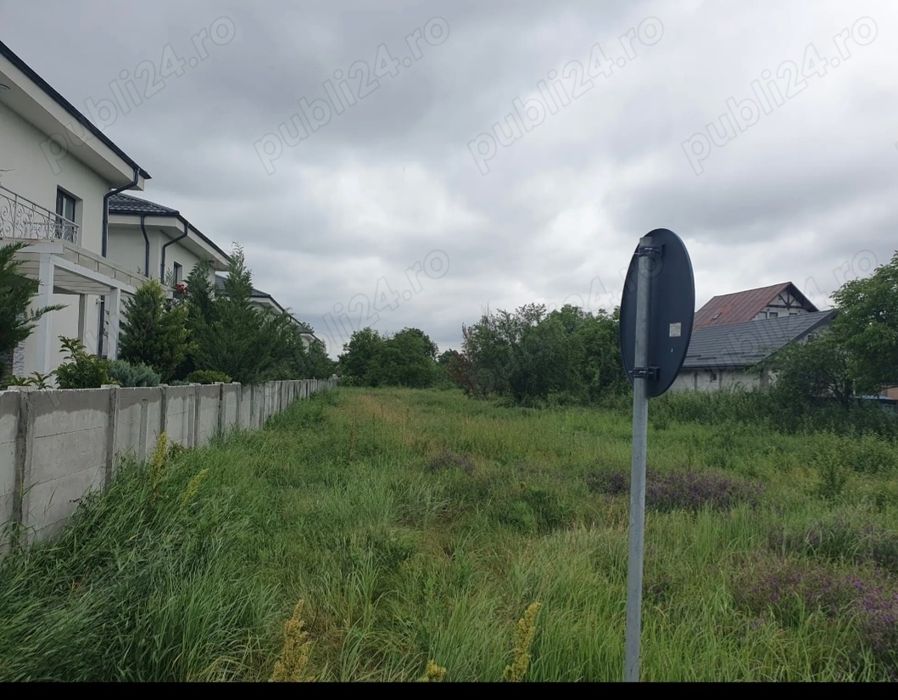 Teren intravilan 2000 mp Dragomiresti Deal
