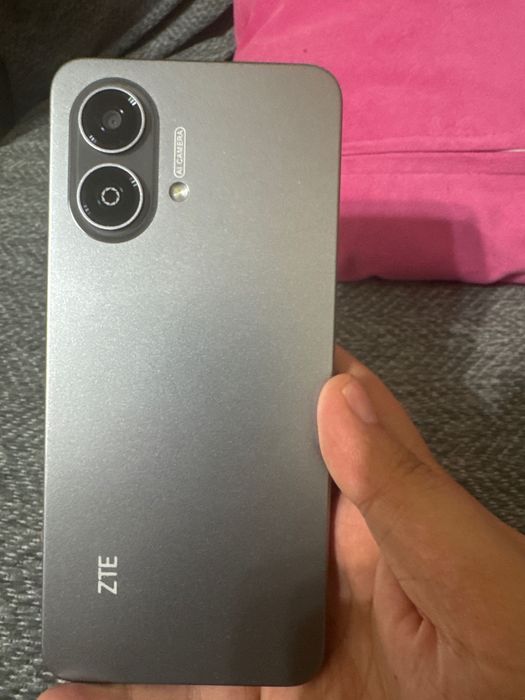 Продам телефон ZTE Blade A35e