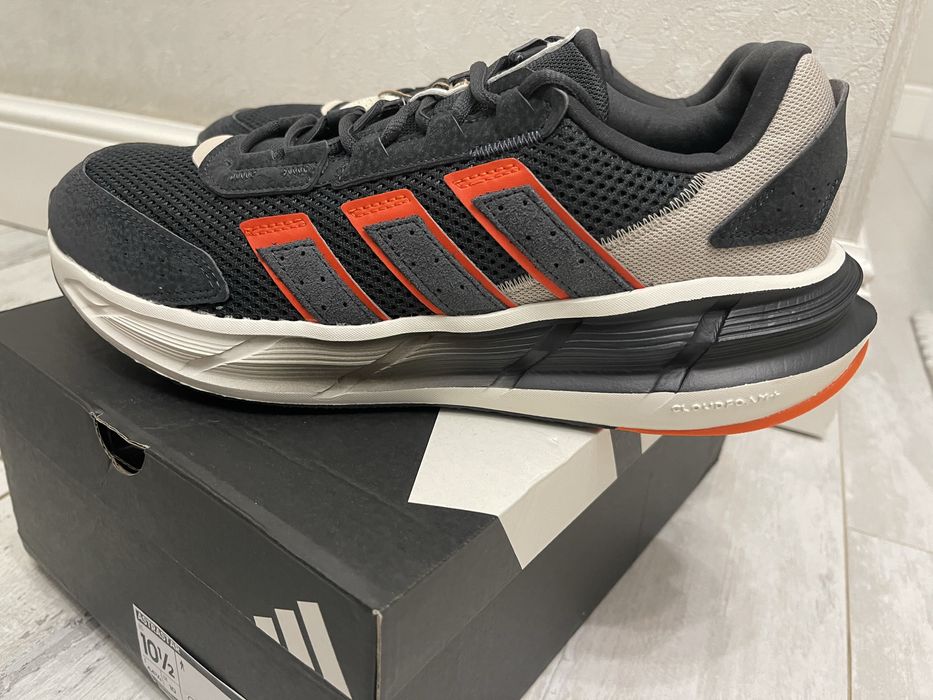 Кроссовки Адидас оригинал размер 44-44,5