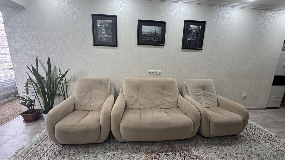 Продам диван срочно в хорошем состоянии