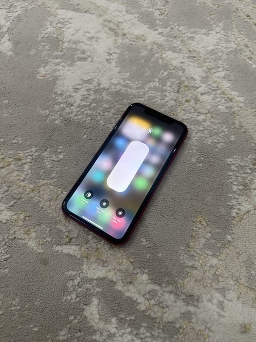 Продам iPhone 11
