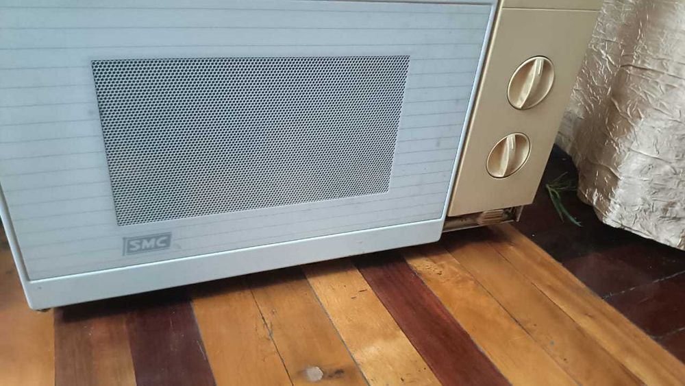 Продам микроволновую печь